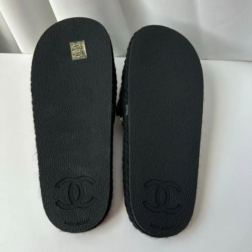 NIB! Chanel (39/8-8.5 US) Interlocking CC Logo Braided Slide Sandals- Black/Gold
